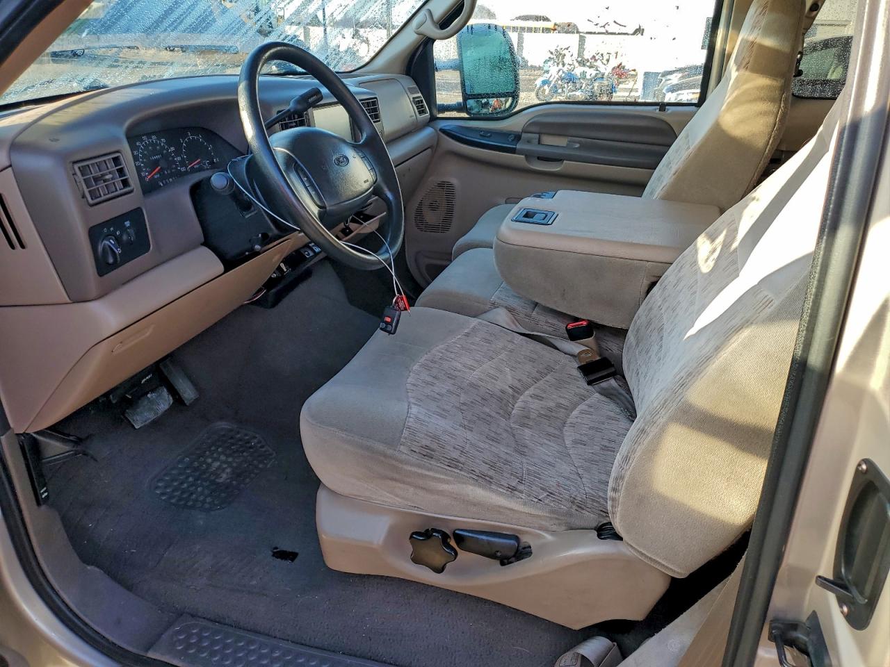 1999 Ford F250 Super Duty VIN: 1FTNX21S3XED56890 Lot: 94954875