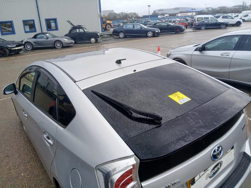 2013 TOYOTA PRIUS HYBR