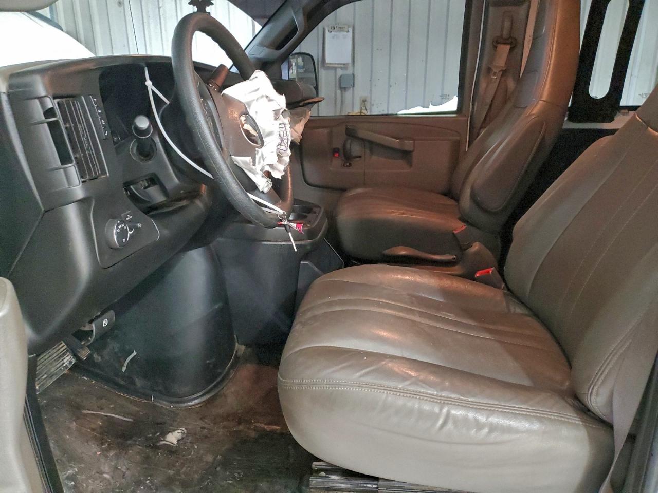 2019 Chevrolet Express G2500 VIN: 1GCWGBFP1K1170564 Lot: 96689465