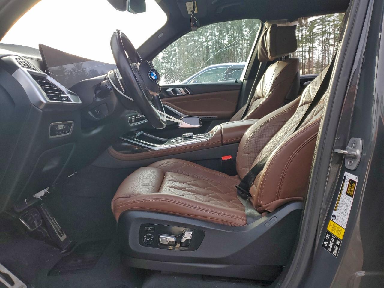 Фото: 5UX23EM00P9P33399