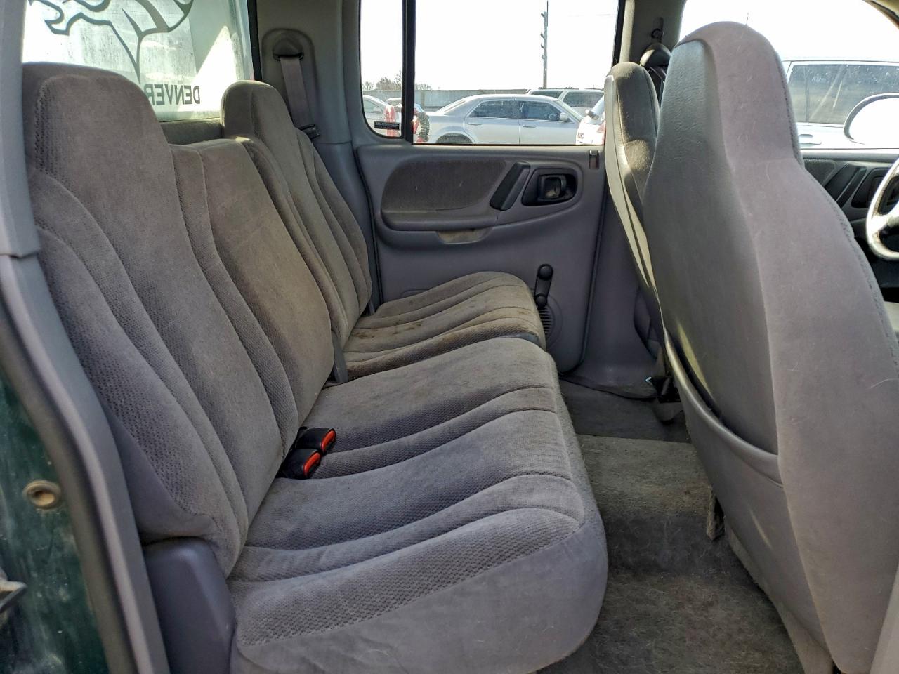 2000 Dodge Dakota Quad VIN: 1B7GG2AX4YS655277 Lot: 96635295