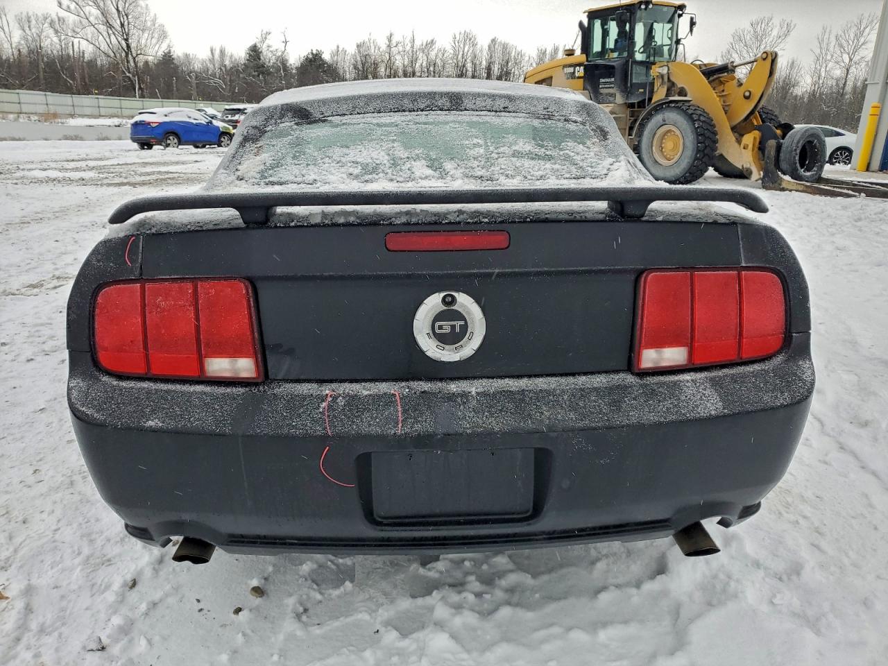 2005 Ford Mustang Gt VIN: 1ZVFT85H055235990 Lot: 94170475