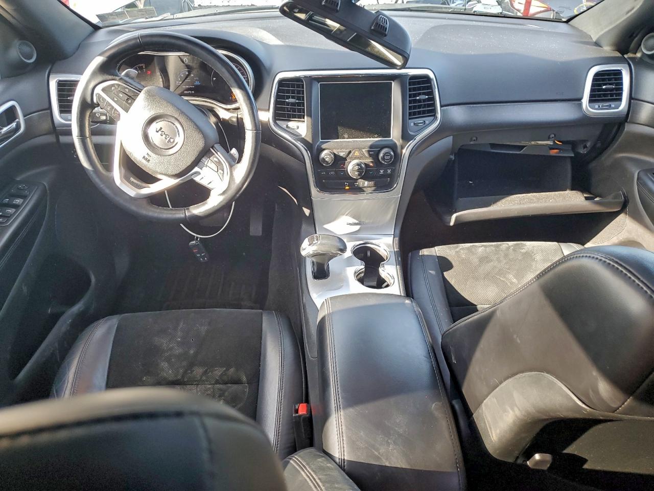 2015 Jeep Grand Cherokee Laredo VIN: 1C4RJFAG5FC852693 Lot: 95094275