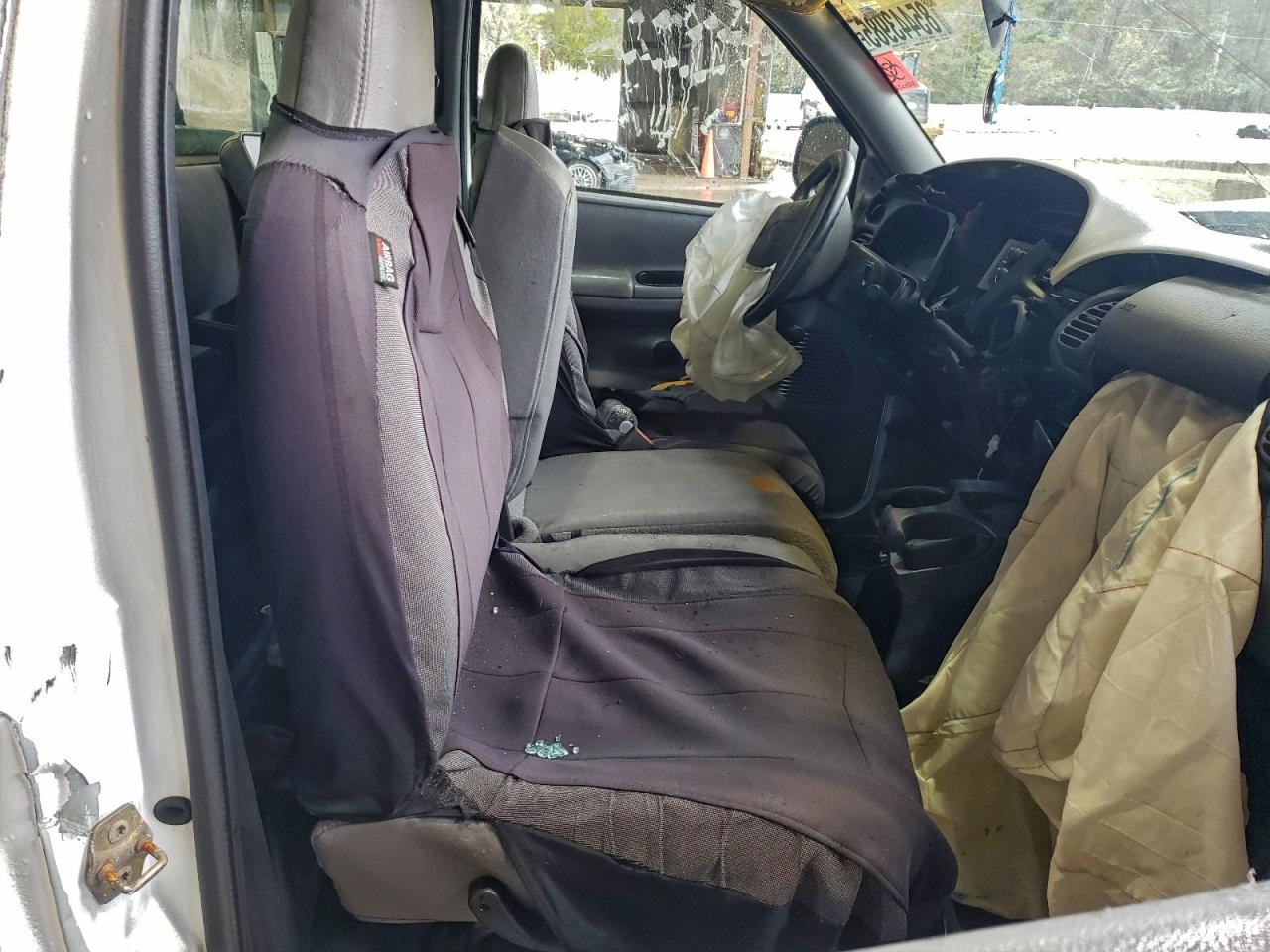 2001 Dodge Ram 1500 VIN: 1B7HC16X41S243322 Lot: 85443985