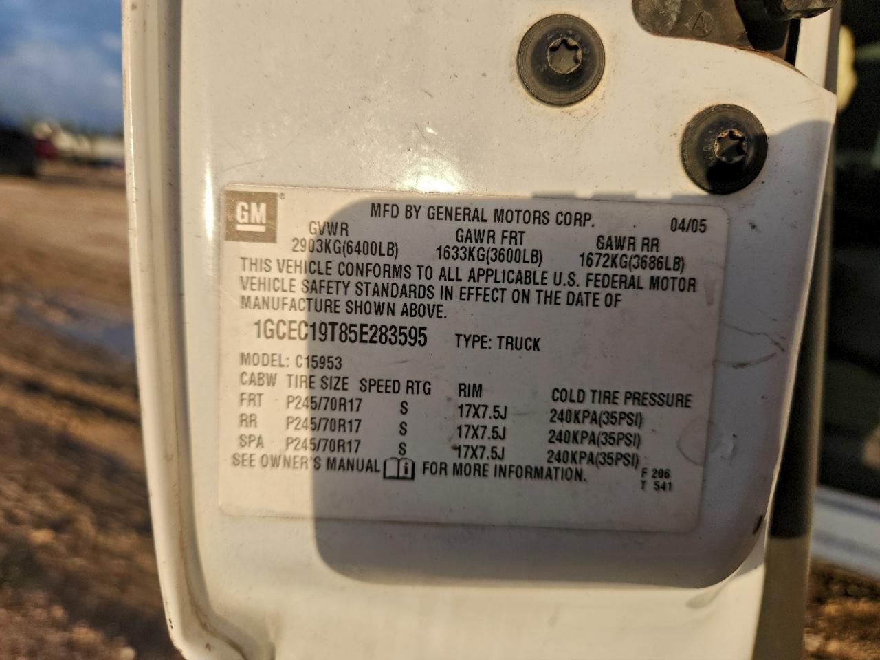 2005 Chevrolet Silverado C1500 VIN: 1GCEC19T85E283595 Lot: 94876655