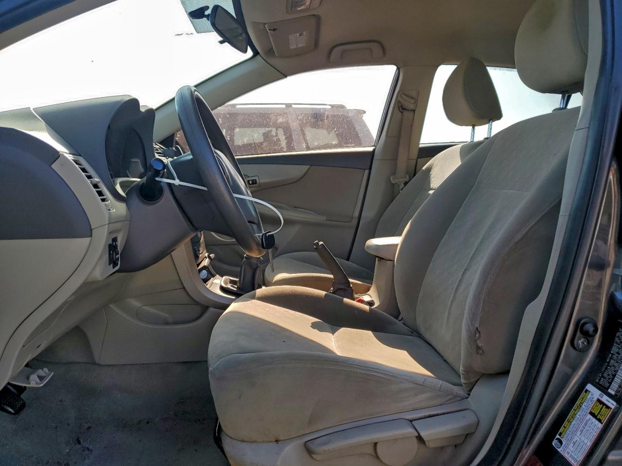 2010 Toyota Corolla Base VIN: 2T1BU4EE2AC499061 Lot: 95797285