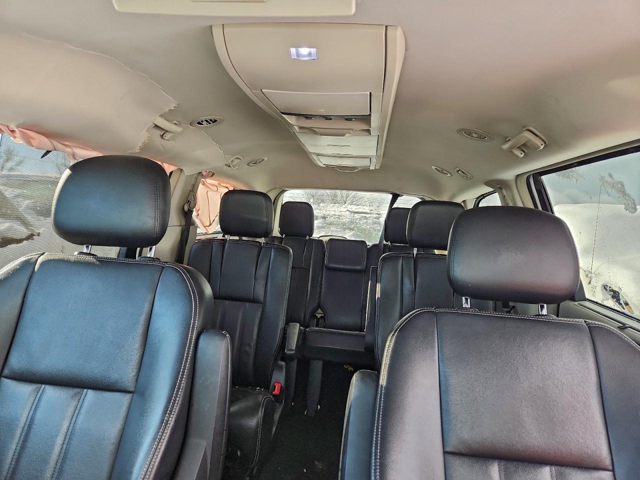 2014 Chrysler Town & Country Touring VIN: 2C4RC1BG0ER426136 Lot: 95268355