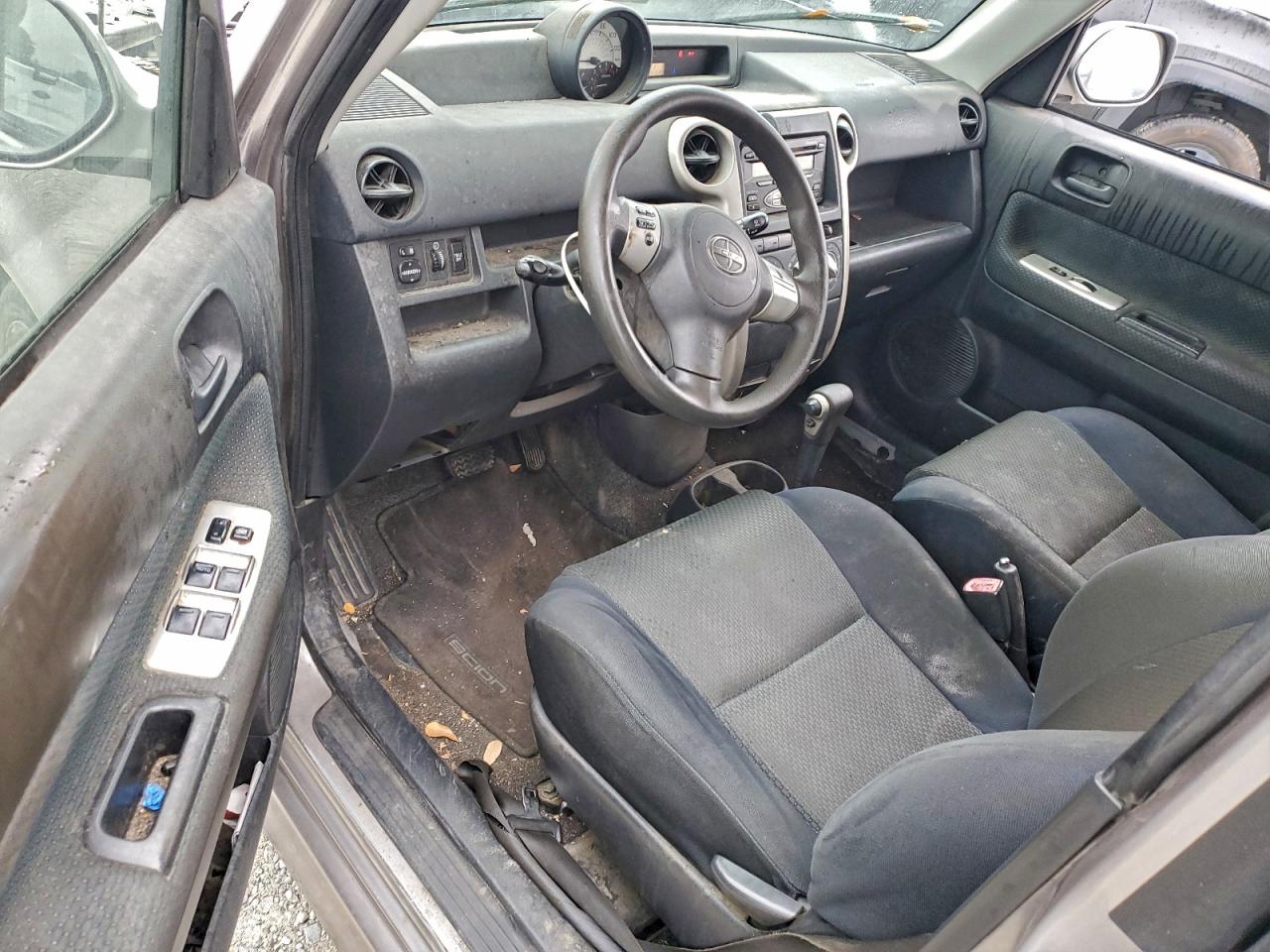 2006 Toyota Scion Xb VIN: JTLKT324864110334 Lot: 95636615