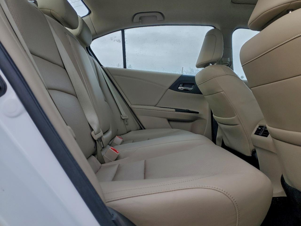 2016 Honda Accord Touring VIN: 1HGCR3F94GA025211 Lot: 97447485