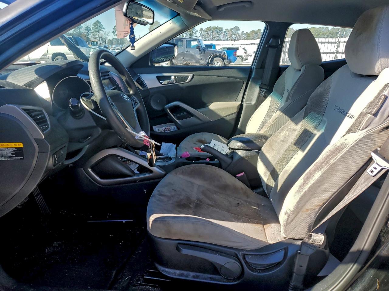 2013 Hyundai Veloster VIN: KMHTC6AD1DU096465 Lot: 94410215