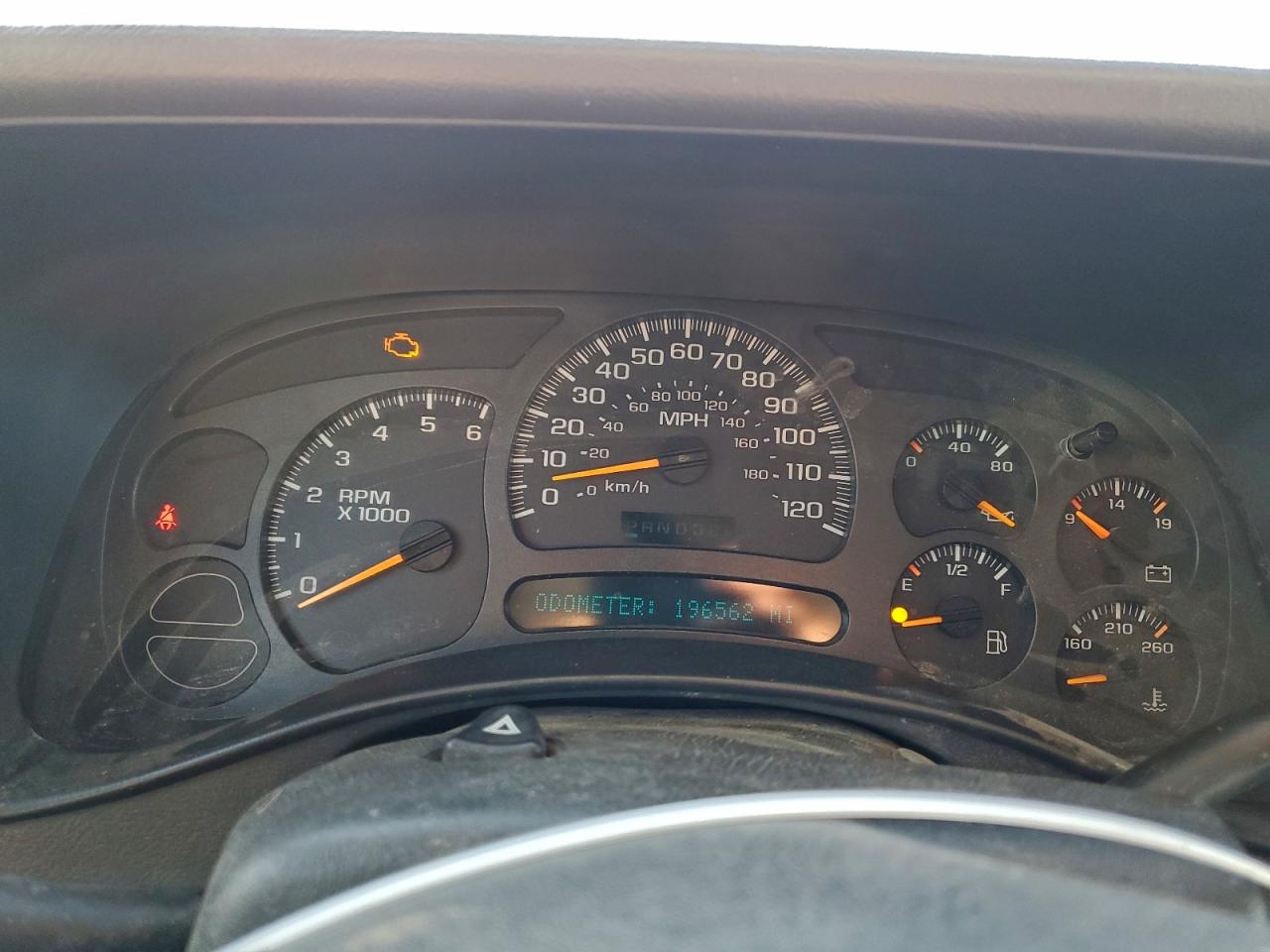 2004 Chevrolet Tahoe K1500 VIN: 1GNEK13Z24J261945 Lot: 93831465