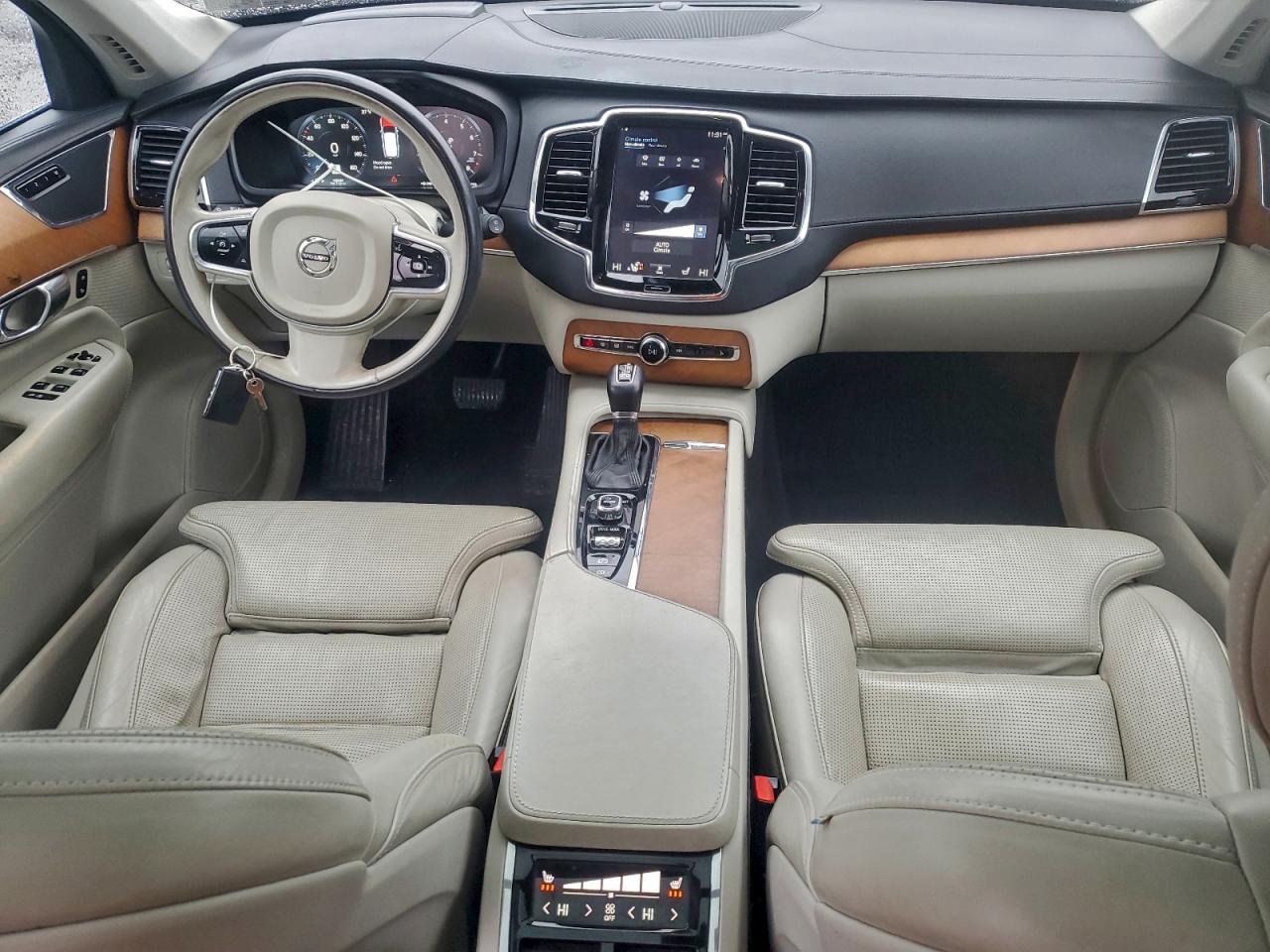 2016 Volvo Xc90 T6 VIN: YV4A22PL9G1091166 Lot: 95941495