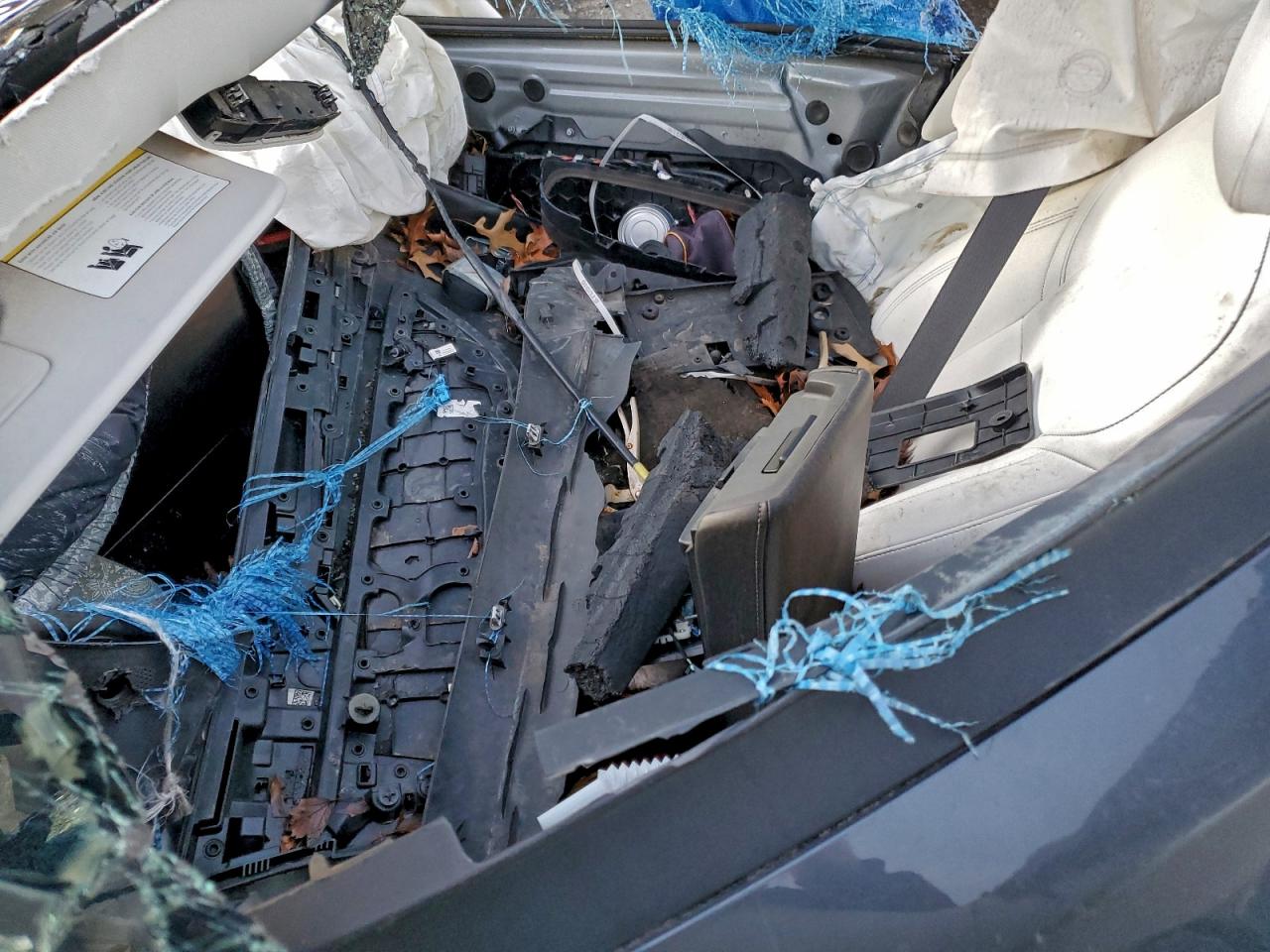 2022 Tesla Model 3 VIN: 5YJ3E1EB7NF127173 Lot: 95528655