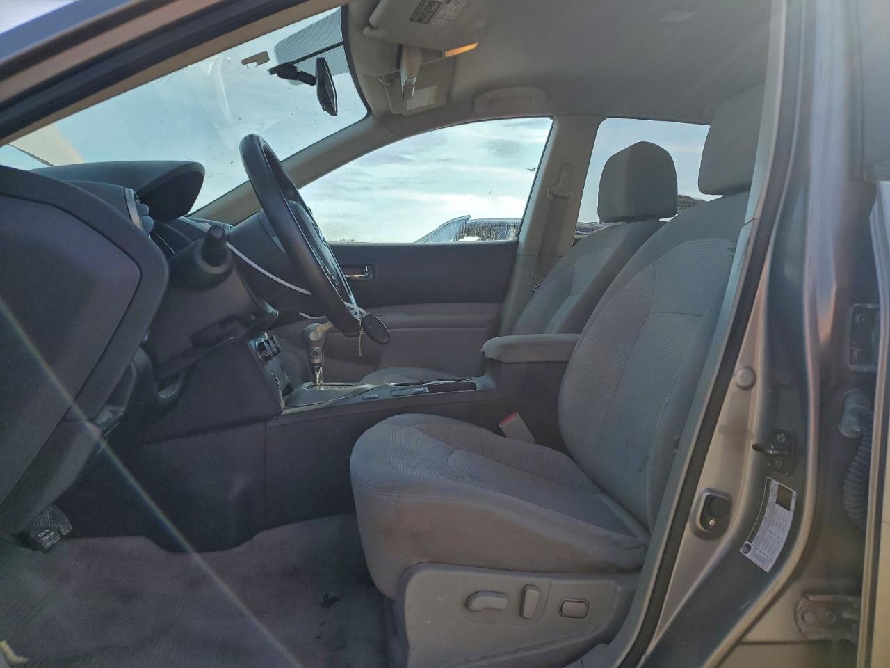 2013 Nissan Rogue S VIN: JN8AS5MT5DW010868 Lot: 94811825