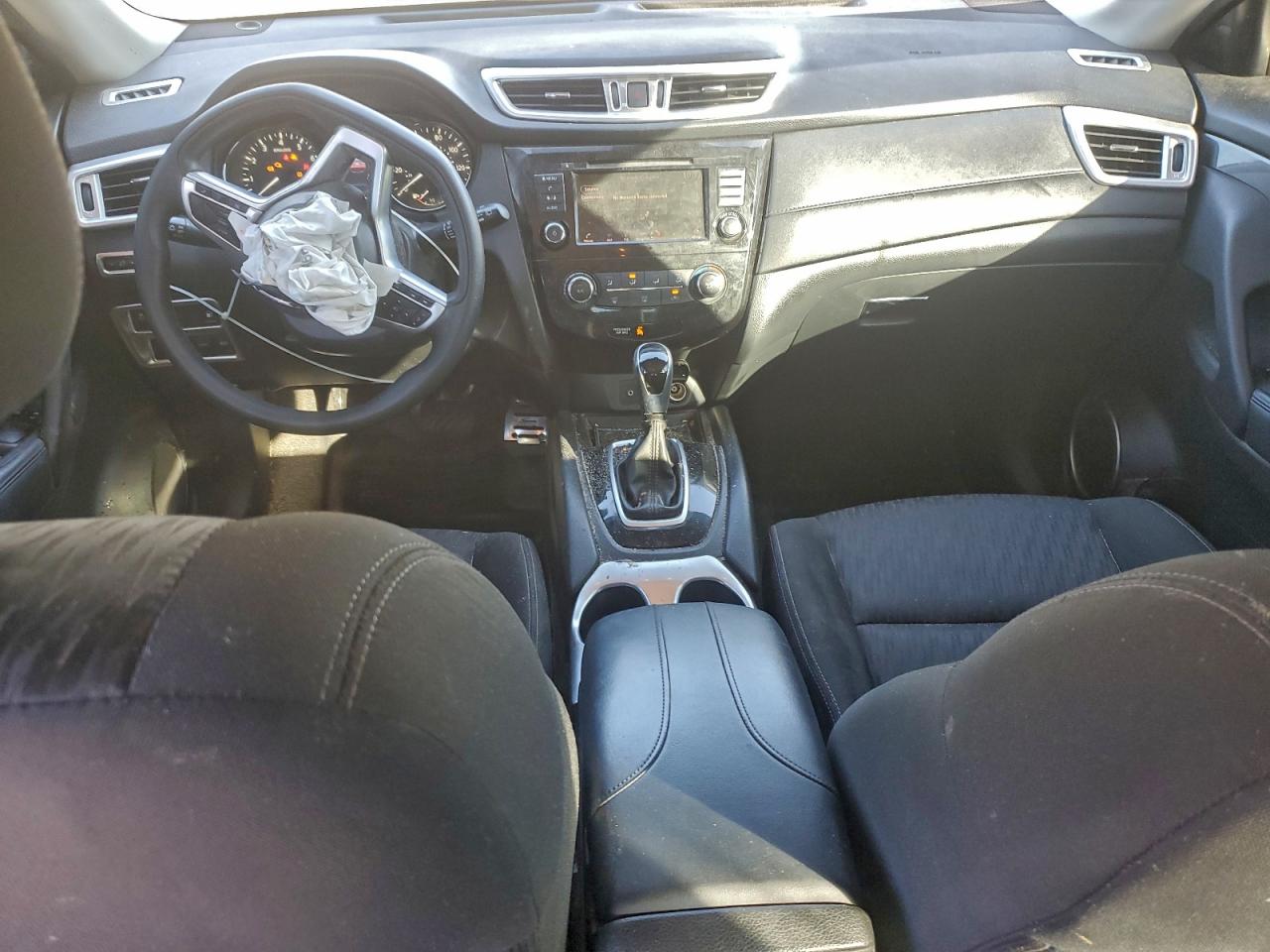 2020 Nissan Rogue S VIN: KNMAT2MTXLP520326 Lot: 95818925