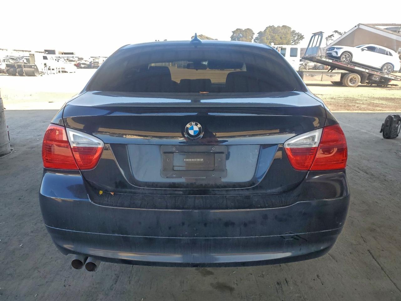 2007 BMW 328 I VIN: WBAVA33557KX81816 Lot: 95466535