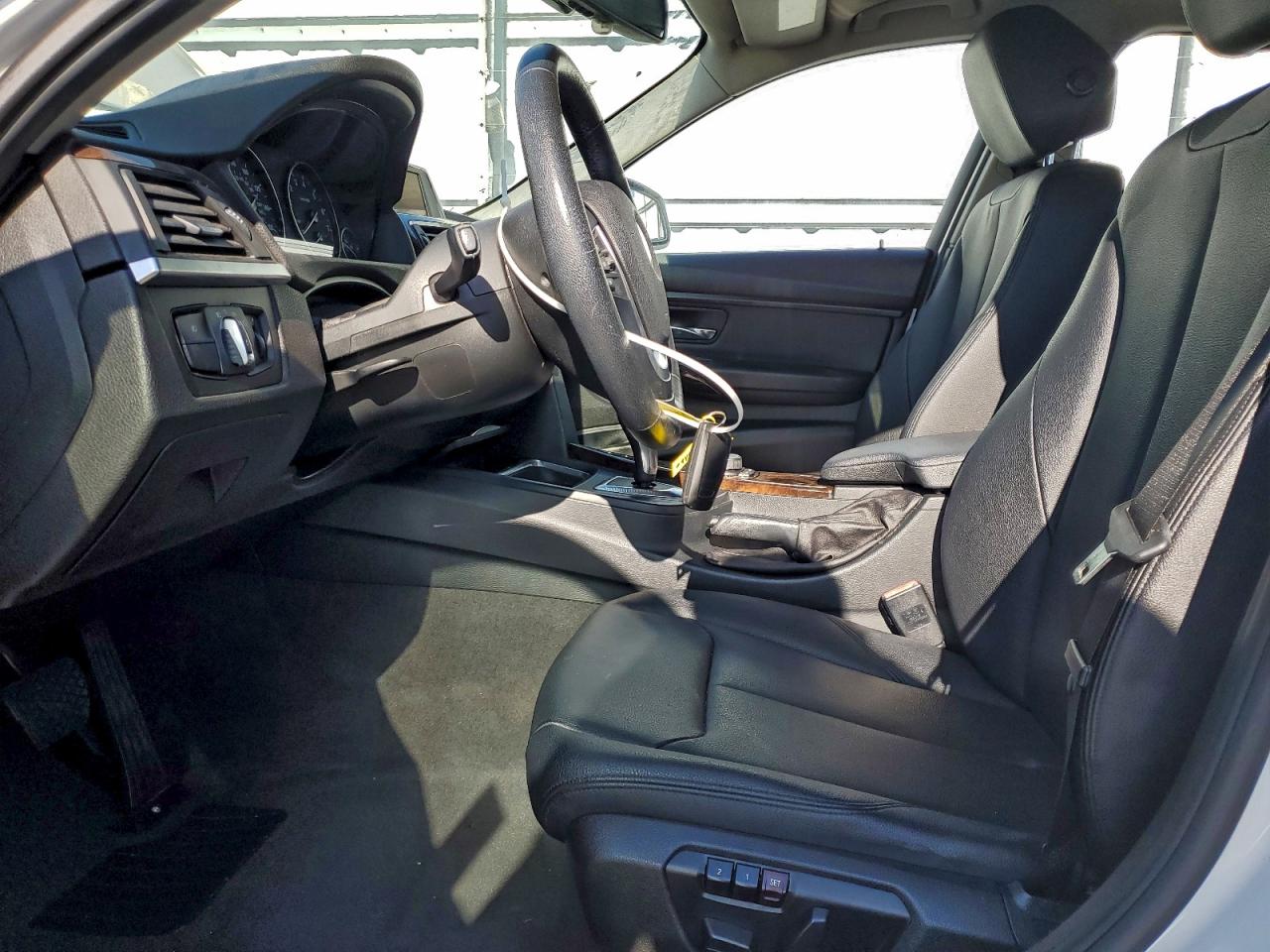 Фото: WBA3A5C58FF611007