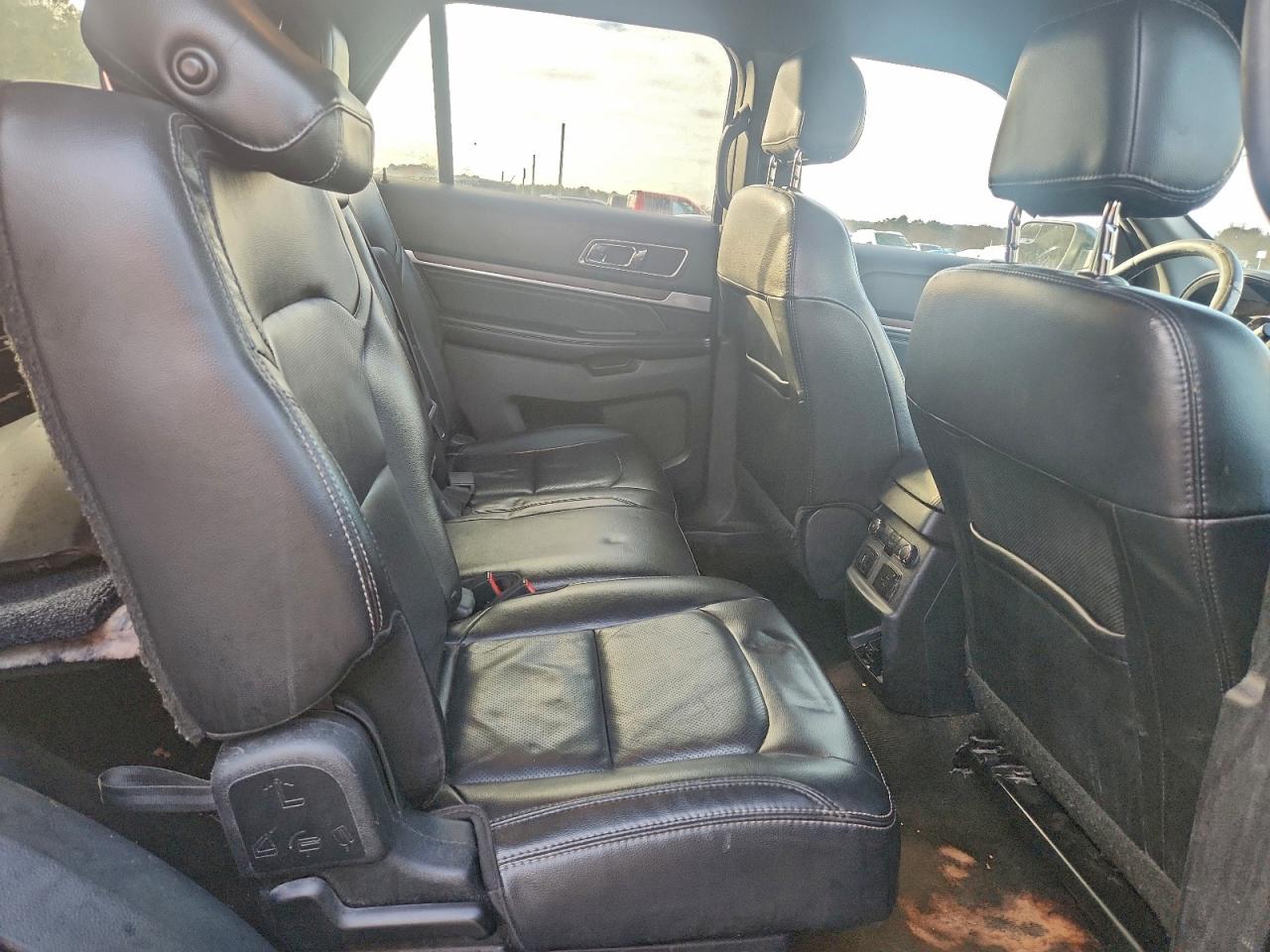 2017 Ford Explorer Limited VIN: 1FM5K8F81HGC35808 Lot: 94948015