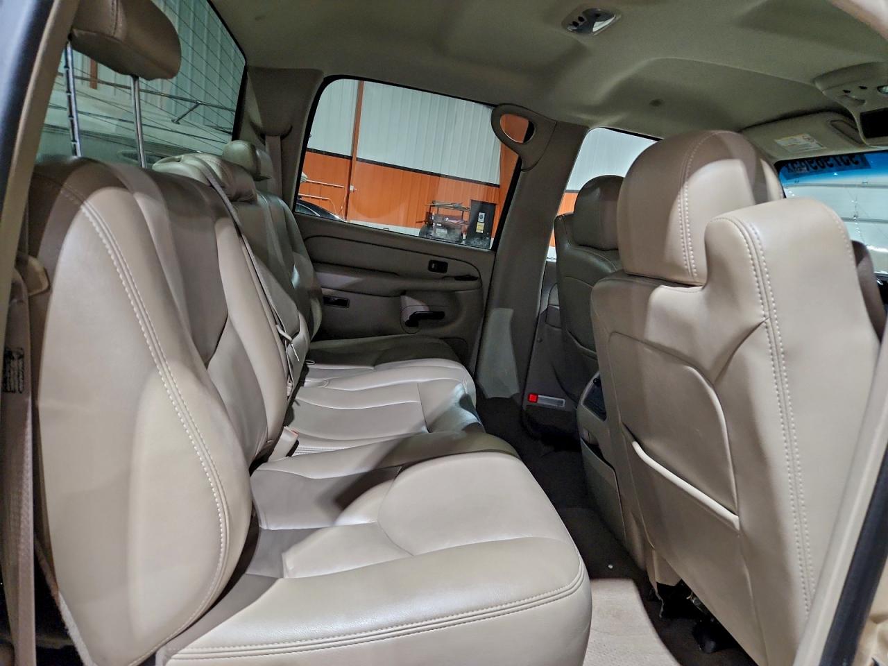 2005 GMC Sierra K2500 Heavy Duty VIN: 1GTHK23215F835812 Lot: 95798965