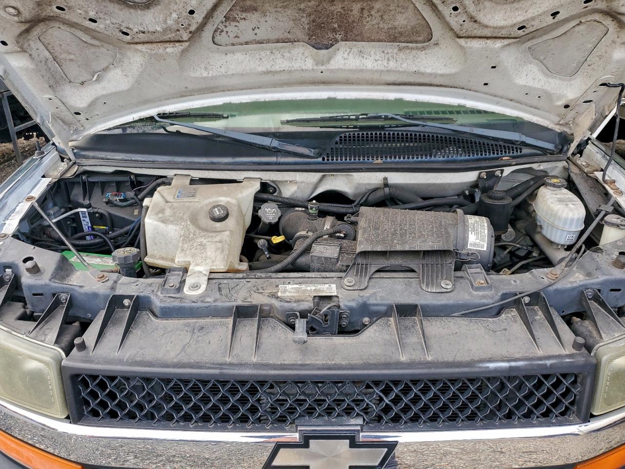 2004 Chevrolet Express G3500 VIN: 1GBJG31U141167930 Lot: 95455965