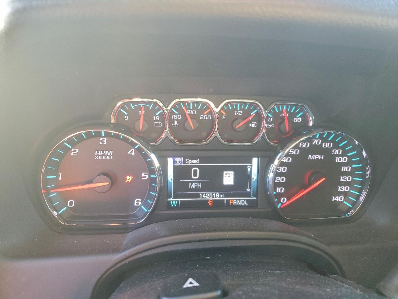 2017 Chevrolet Suburban K1500 Lt VIN: 1GNSKHKC4HR135408 Lot: 94858885