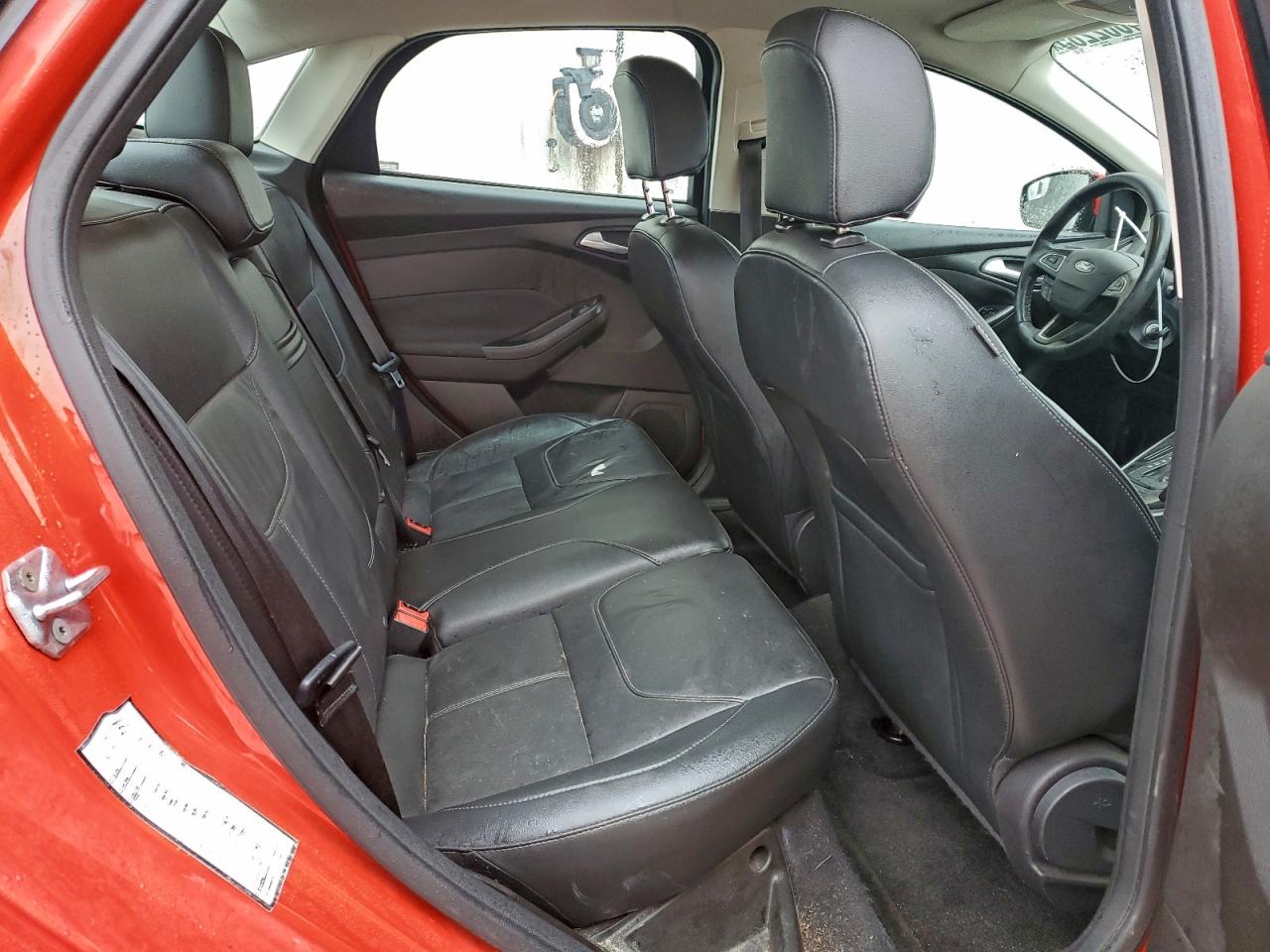 2016 Ford Focus Se VIN: 1FADP3F22GL298962 Lot: 94002285