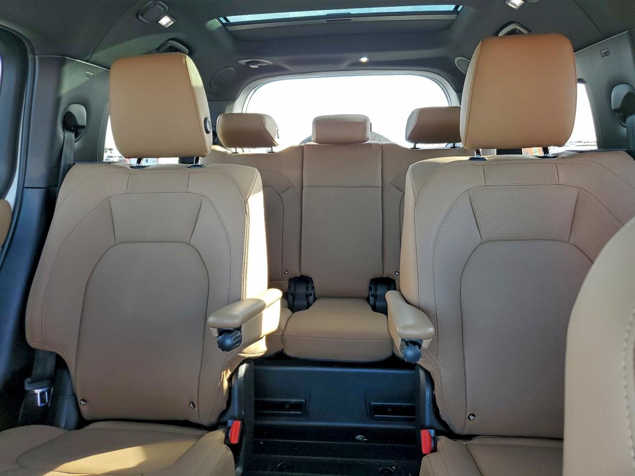 2025 Land Rover Defender 130 X-Dynamic Se VIN: SALE2FEU1S2455146 Lot: 96387535