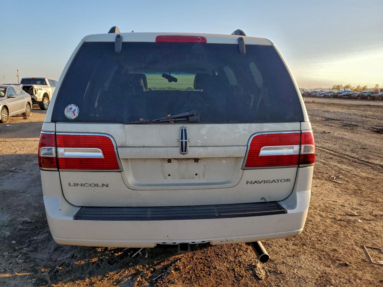 2007 Lincoln Navigator VIN: 5LMFU27587LJ03762 Lot: 96818605