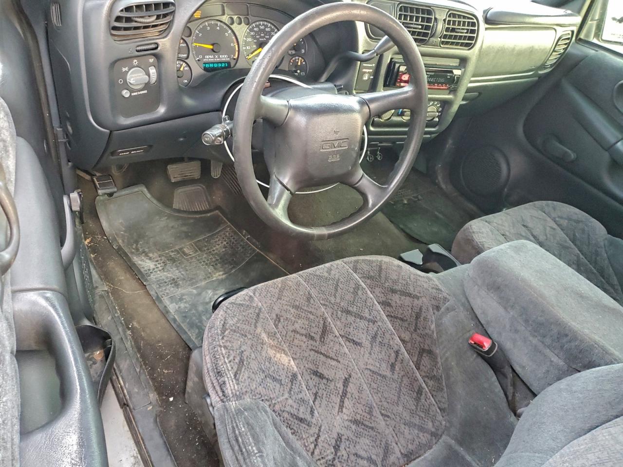 1998 GMC Sonoma VIN: 1GTCS1446WK526415 Lot: 96150385