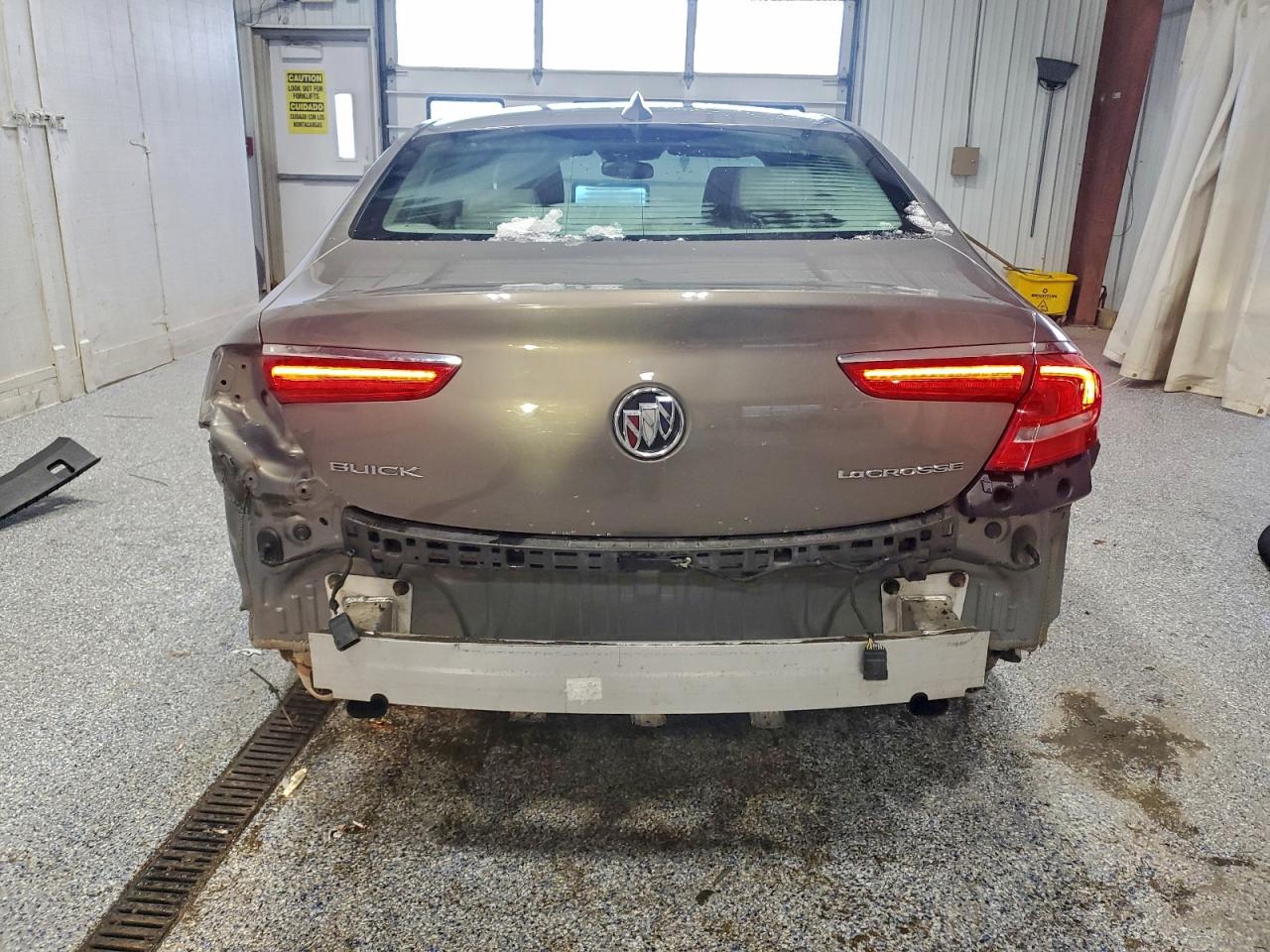 2017 Buick Lacrosse Essence VIN: 1G4ZP5SS0HU164265 Lot: 95842105