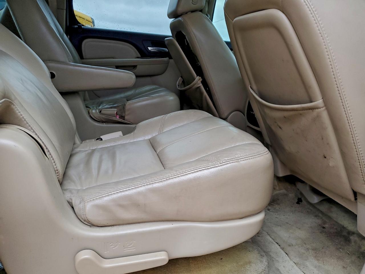 2007 GMC Yukon Xl Denali VIN: 1GKFK66847J348512 Lot: 95221425