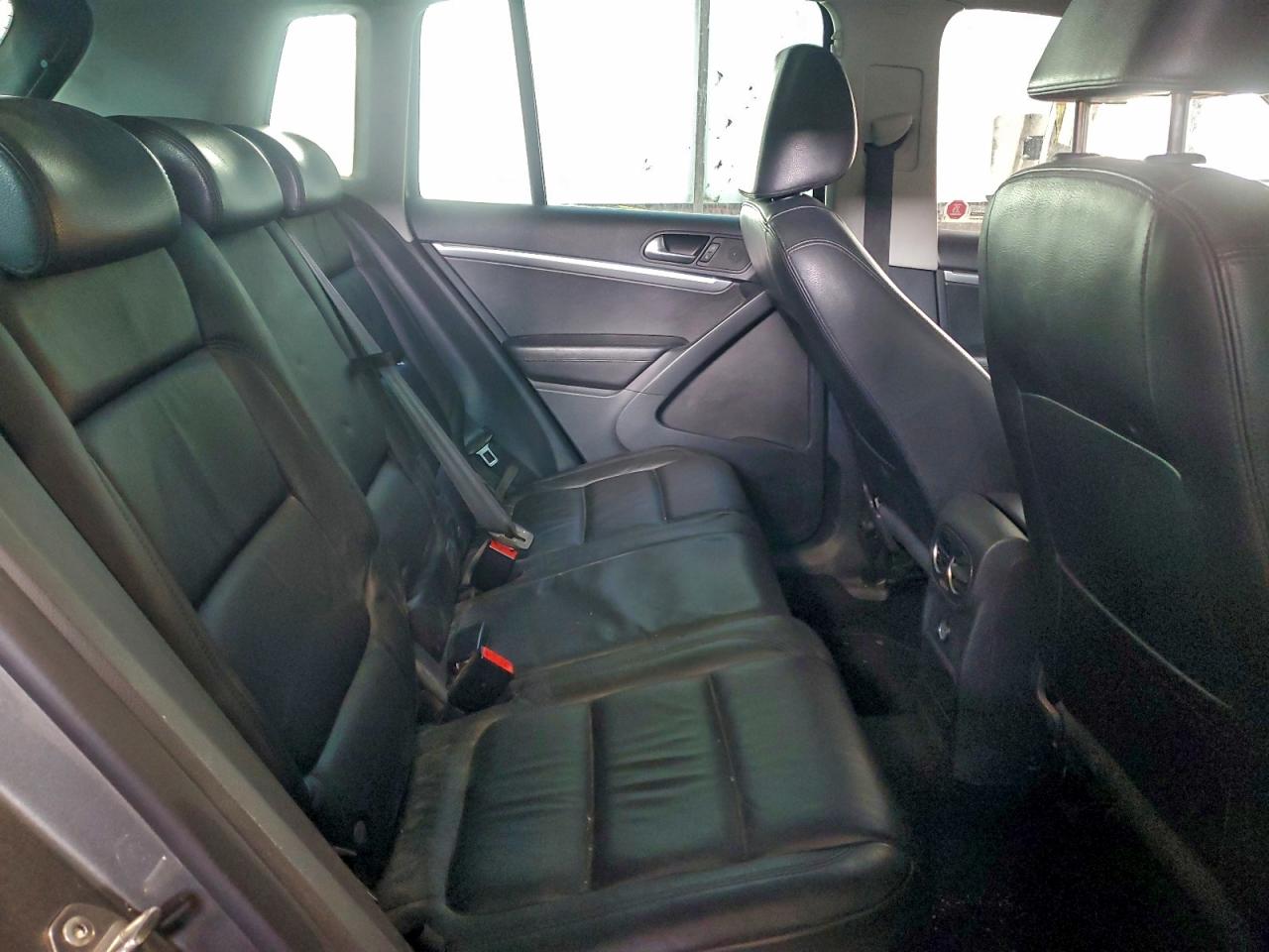 2016 Volkswagen Tiguan Comfortline VIN: WVGJV7AX6GW006978 Lot: 96388725