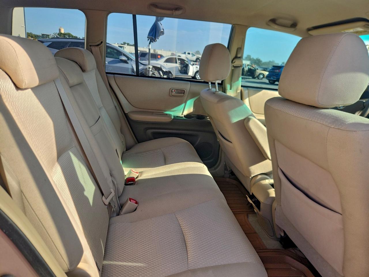 2004 Toyota Highlander Base VIN: JTEGP21A940031729 Lot: 95640285