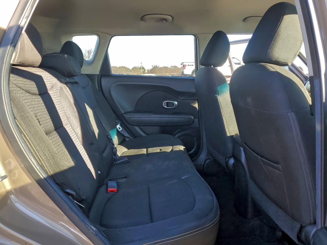 2015 Kia Soul + VIN: KNDJP3A54F7178697 Lot: 95343845