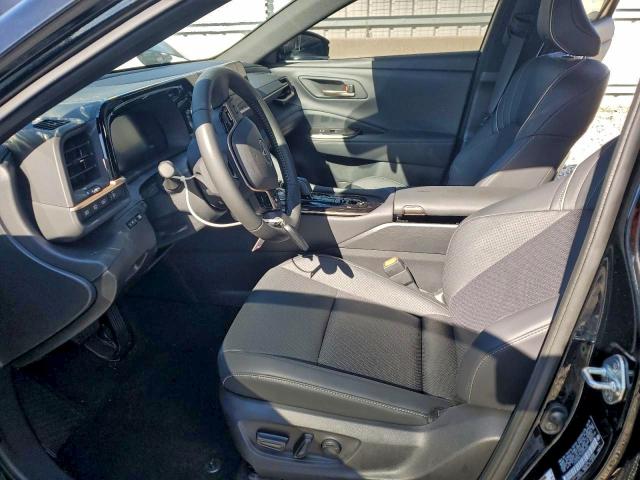  TOYOTA CROWN SIGN 2025 Czarny