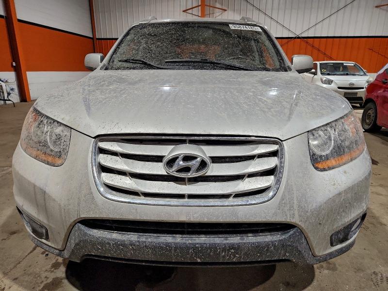 2011 HYUNDAI SANTA FE SE  