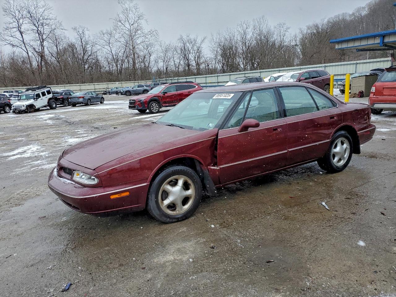 1999 Oldsmobile 88 Base