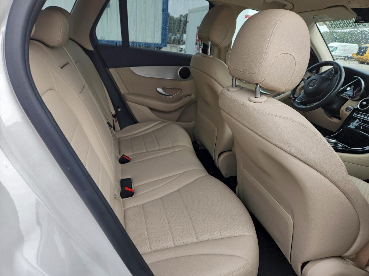 2017 Mercedes-Benz Glc 300 4Matic VIN: WDC0G4KB0HF157497 Lot: 94698595