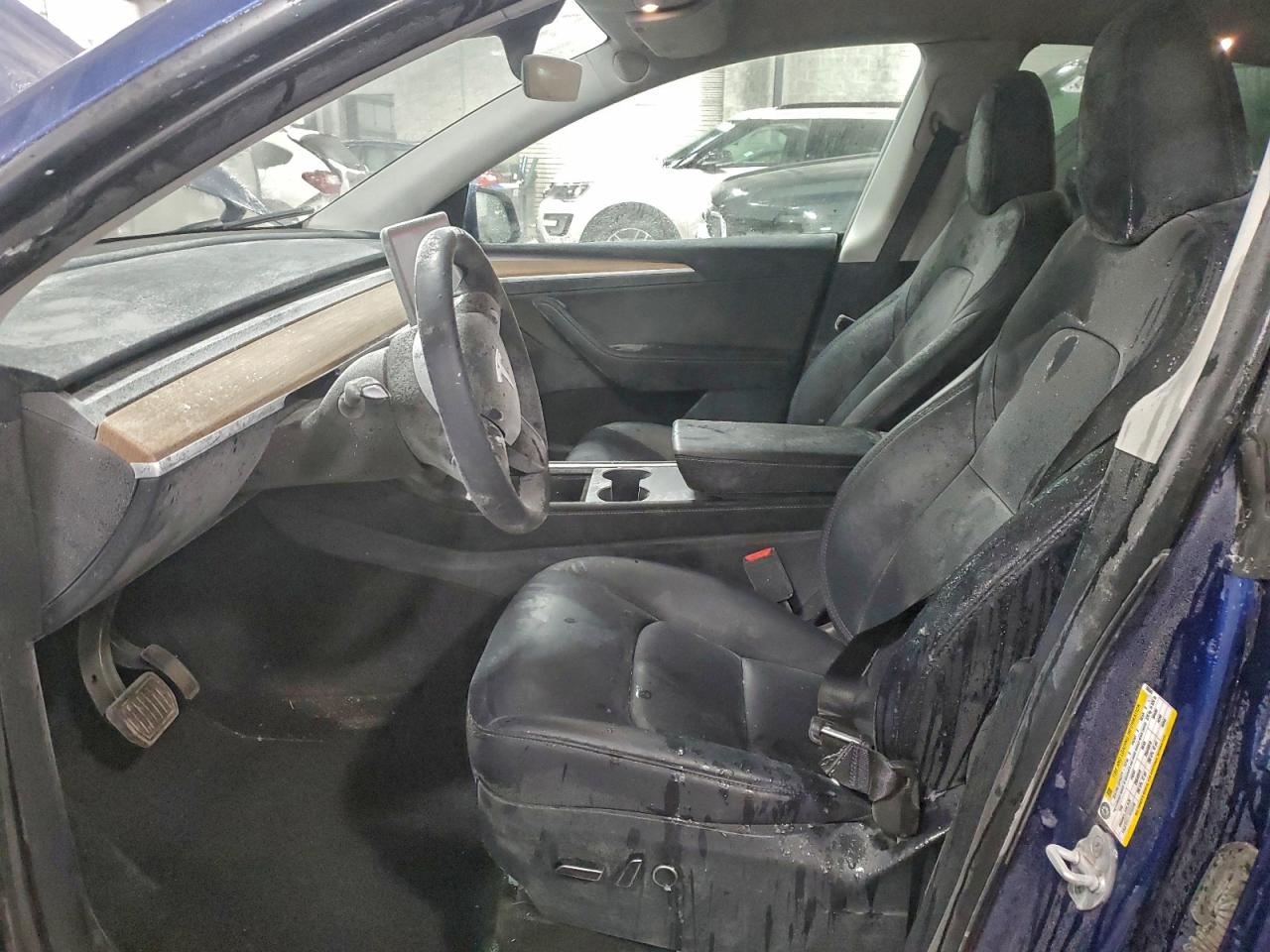 2023 Tesla Model Y VIN: 7SAYGDEE8PF786042 Lot: 94669365