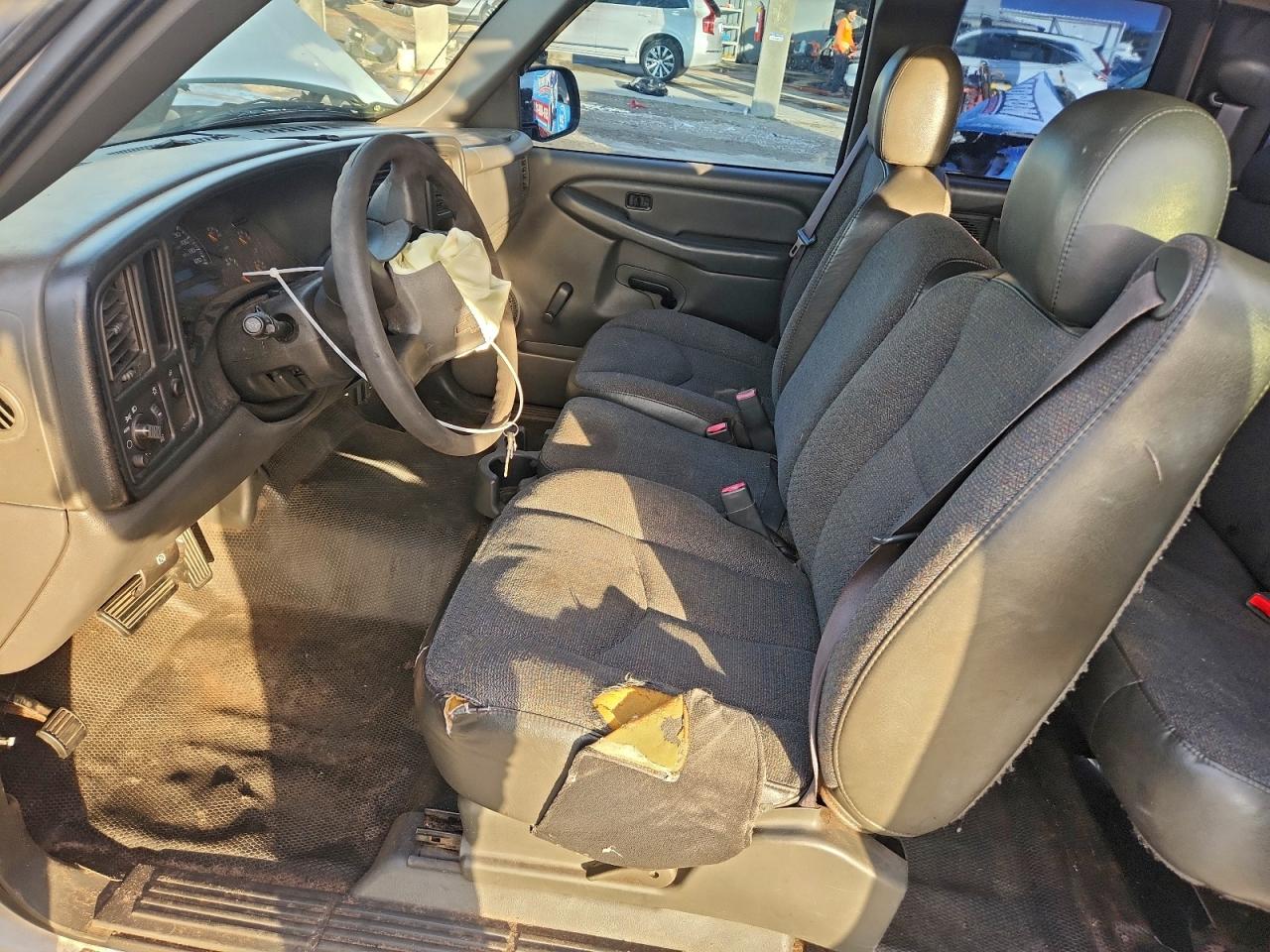 2005 Chevrolet Silverado C1500 VIN: 1GCEC19T85E283595 Lot: 94876655