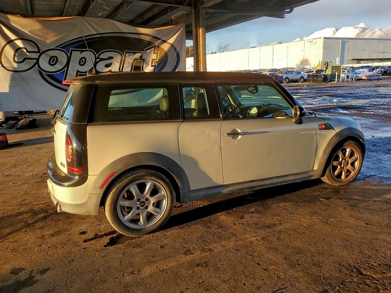 2010 Mini Cooper Clubman VIN: WMWML3C51ATX39053 Lot: 97056045