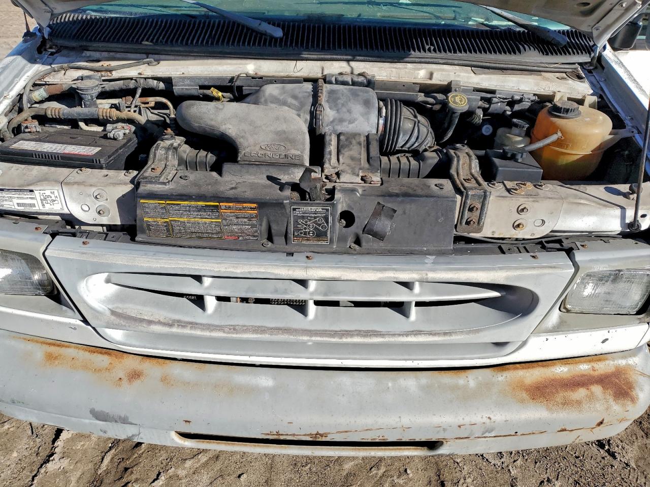 1998 Ford Econoline E150 Van VIN: 1FTRE1424WHA76812 Lot: 96142585