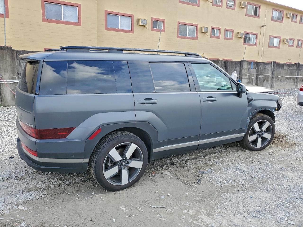 2025 Hyundai Santa Fe Limited VIN: 5NMP3DG15SH050567 Lot: 95582635