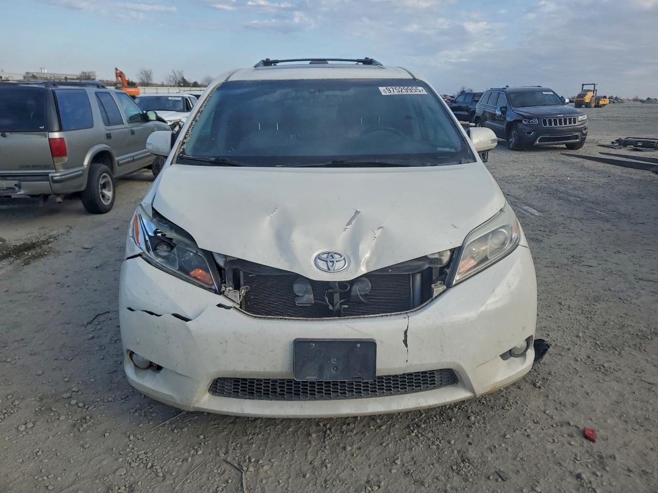 2015 Toyota Sienna Xle VIN: 5TDYK3DCXFS619889 Lot: 97529955