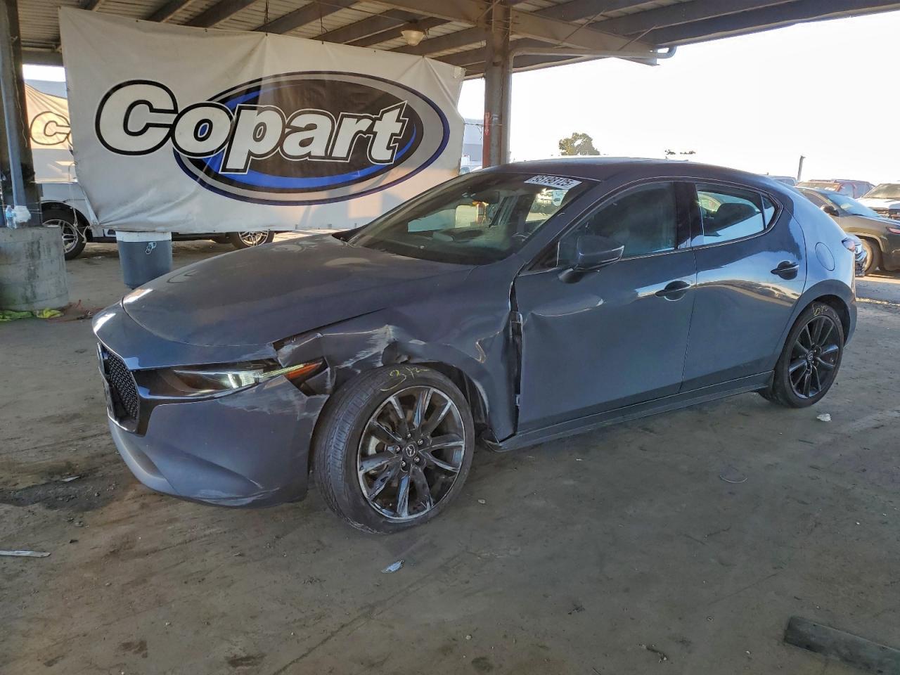 2020 Mazda 3 Premium