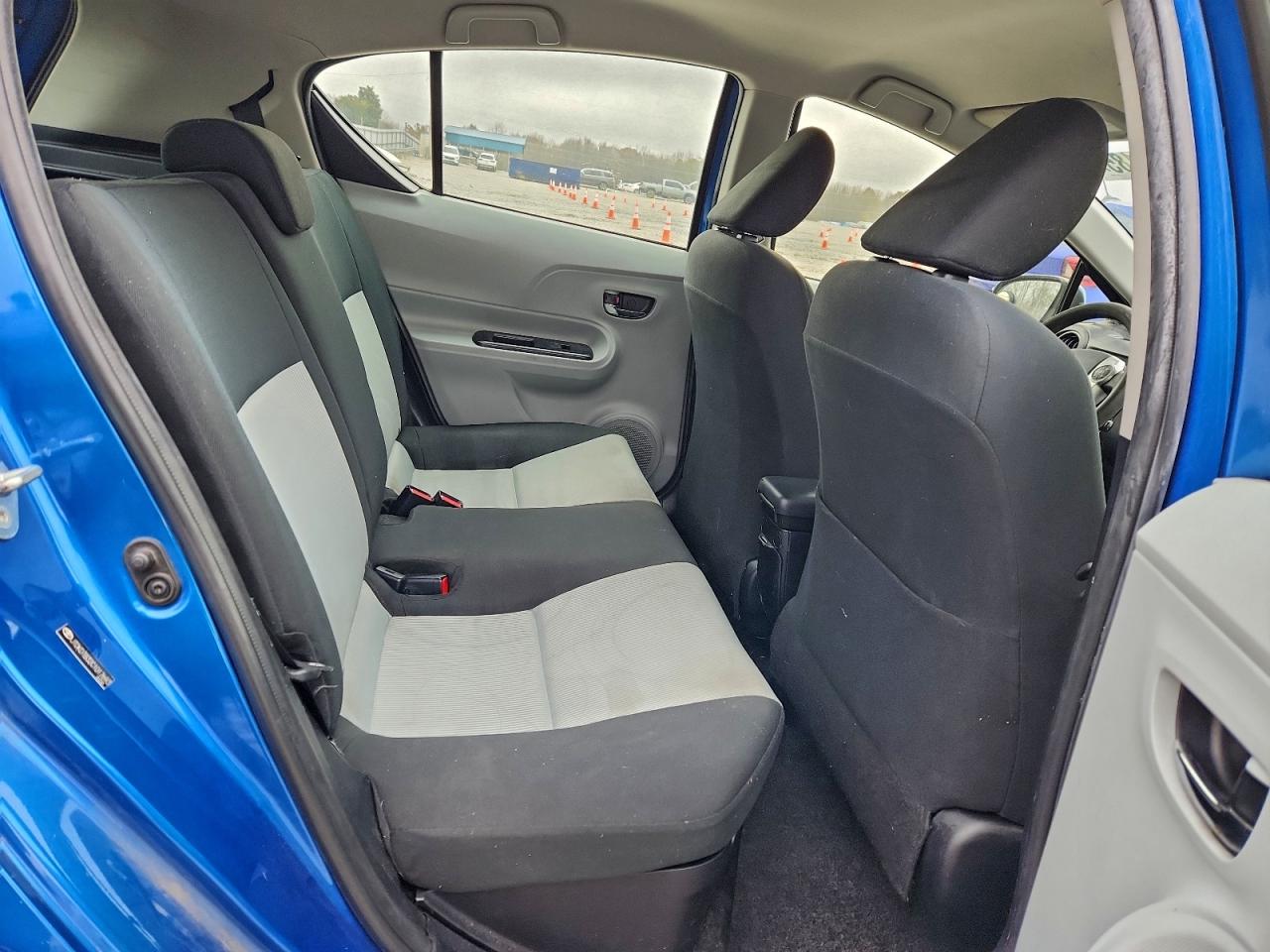 2012 Toyota Prius C VIN: JTDKDTB32C1017693 Lot: 96150185