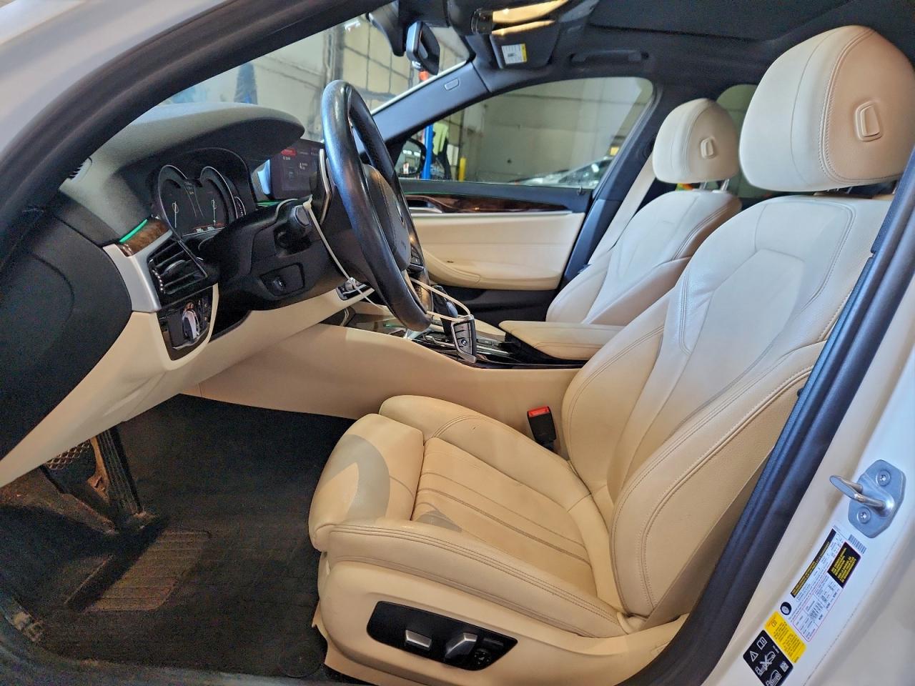 2019 BMW 530 Xi VIN: WBAJA7C57KWW47896 Lot: 94818335