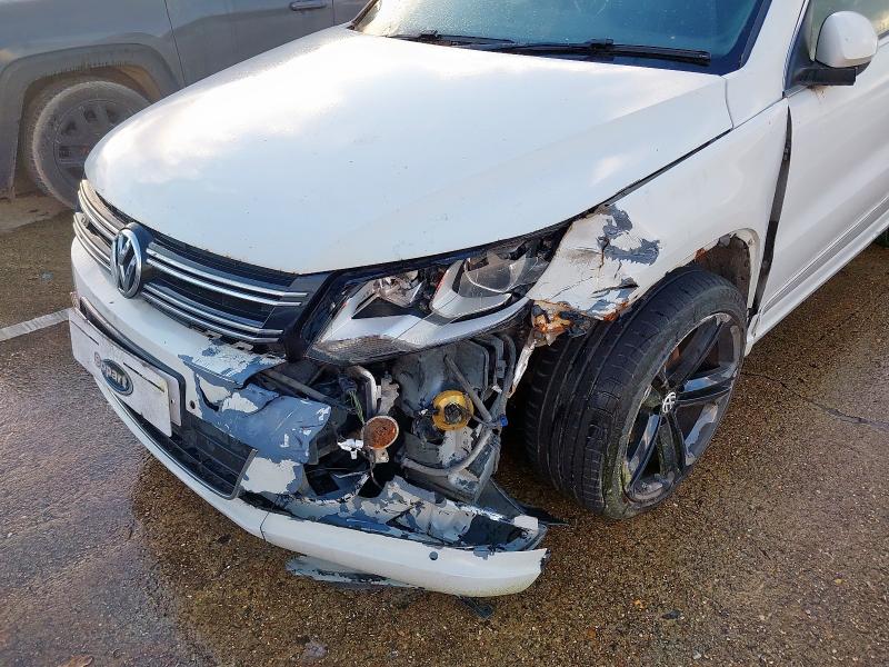 2015 VOLKSWAGEN TIGUAN 2.0 TDI BLUEMOTION TECH R-LINE 184 5DR DSG [NAV]