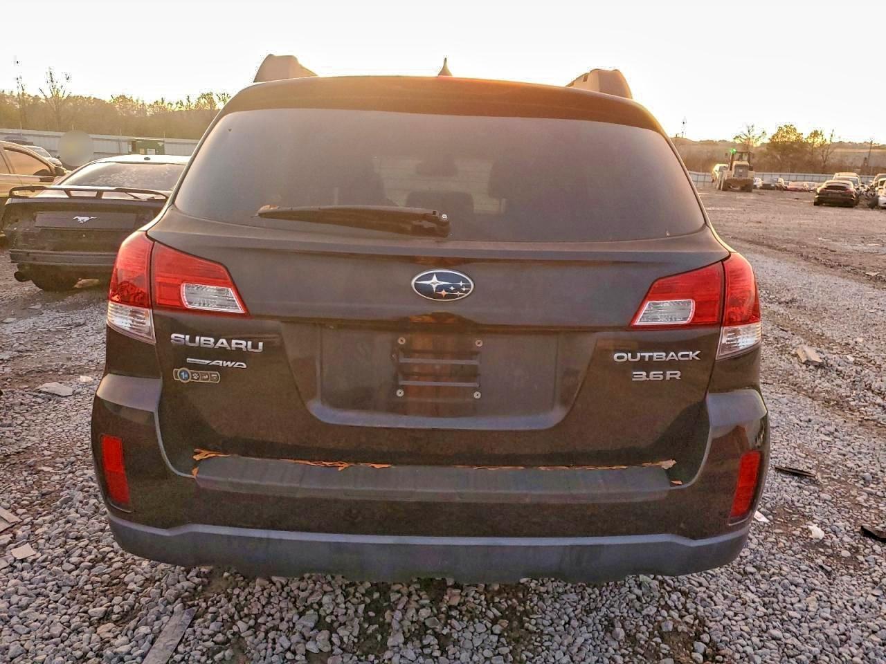 2013 Subaru Outback 3.6R Limited VIN: 4S4BRDSC5D2316190 Lot: 95521425