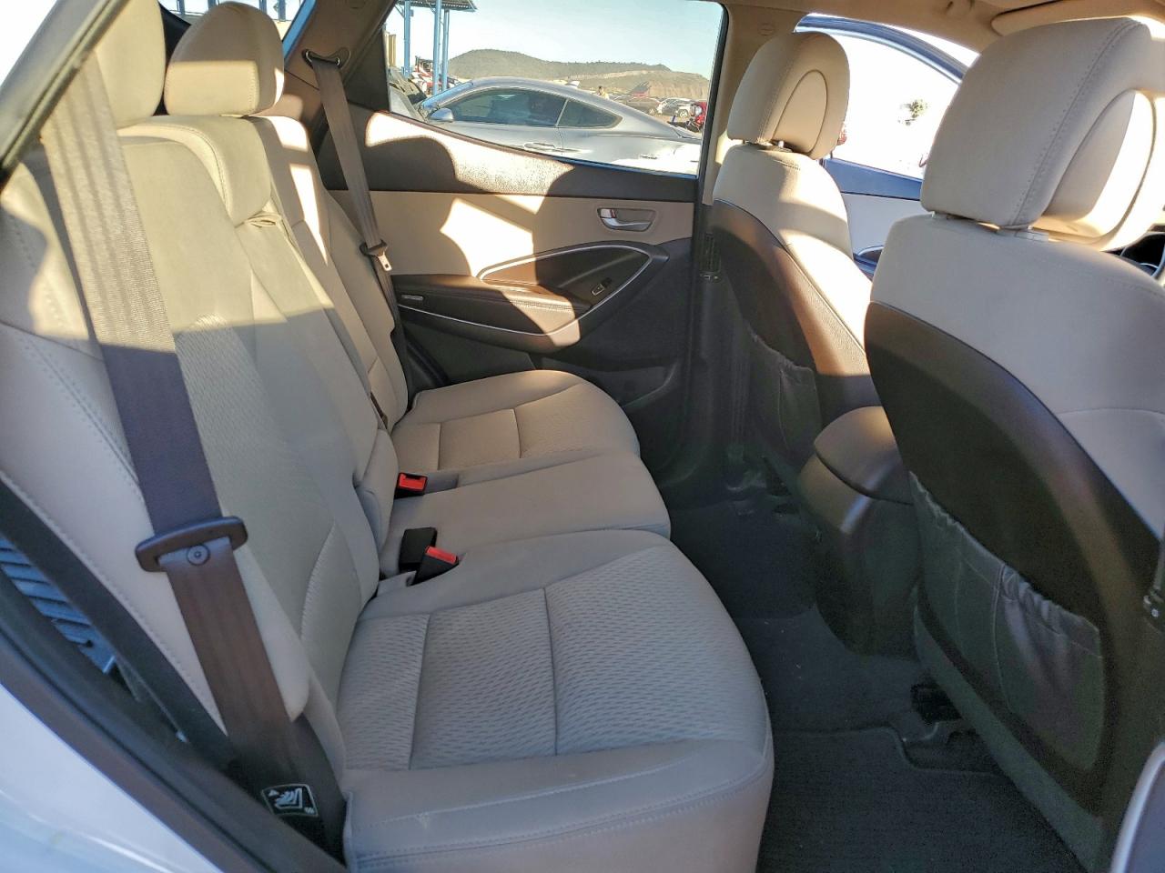 2017 Hyundai Santa Fe Sport VIN: 5XYZU3LB7HG400072 Lot: 95279495